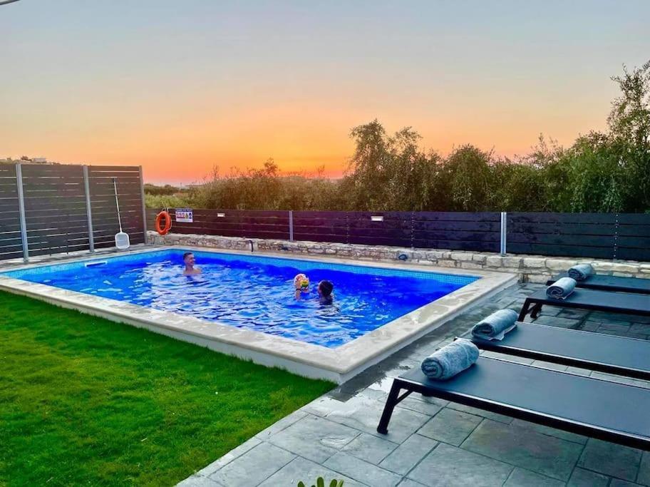 Villa Sheila With Private Pool Roumeli Exterior photo
