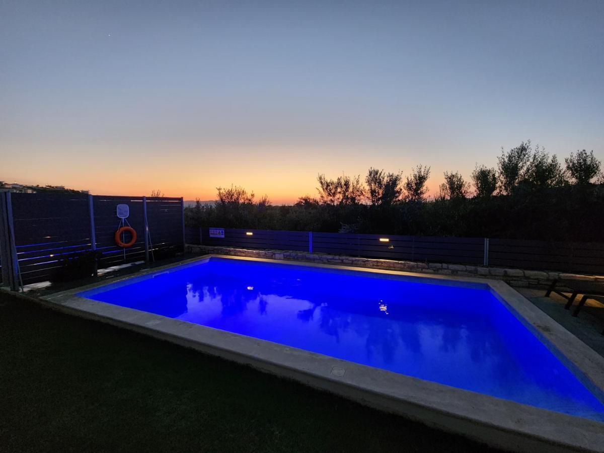 Villa Sheila With Private Pool Roumeli Exterior photo